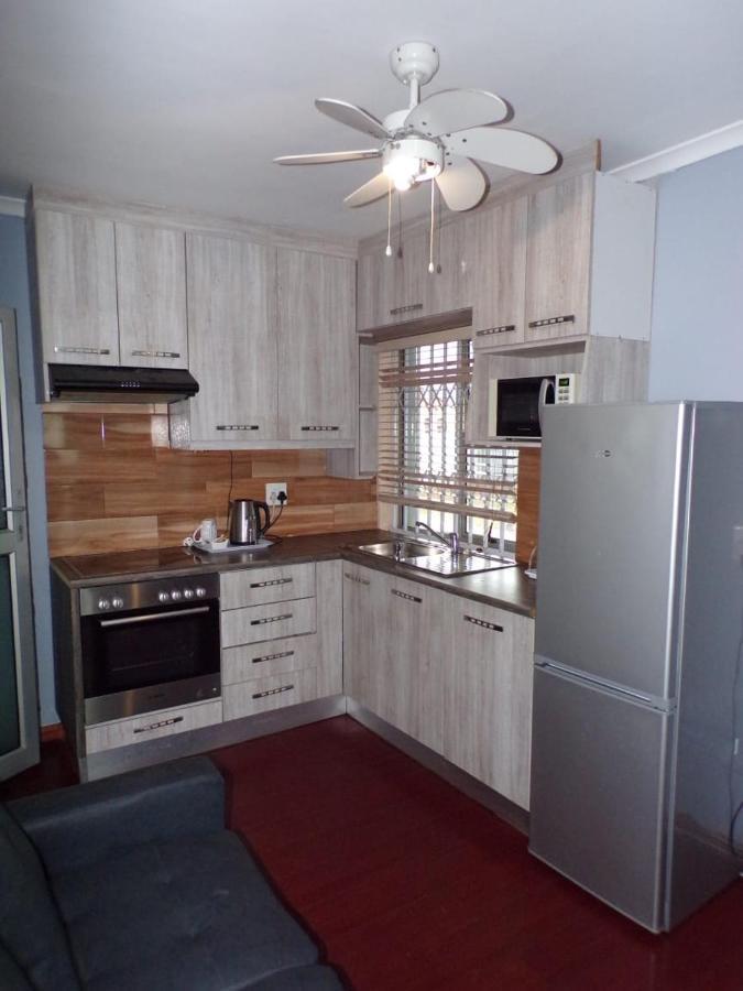 Khaya B&B Mandalay Cape Town Bagian luar foto